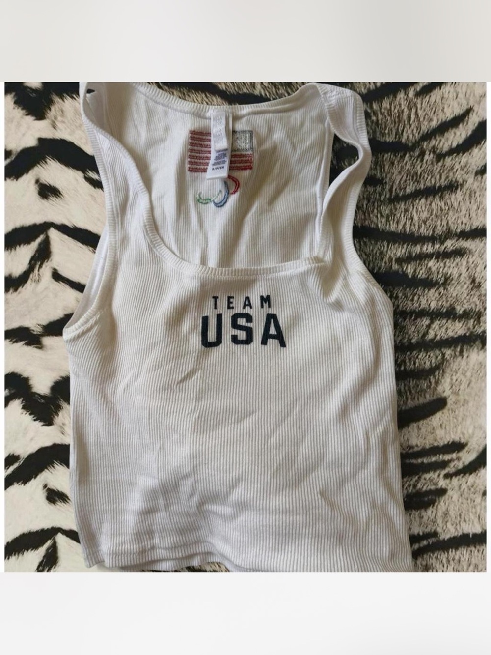 SKIMS White Ribbed Tank with Navy Logo